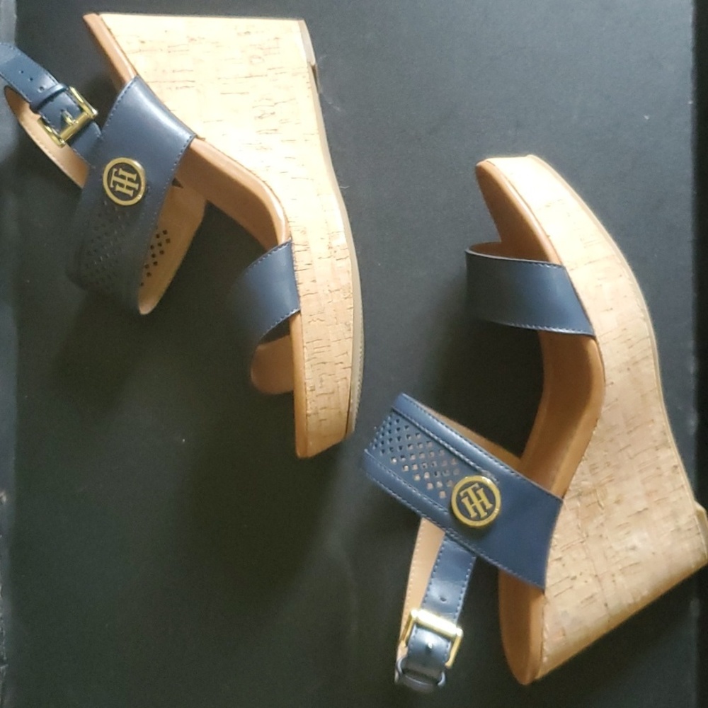 Tommy Hilfiger wedge sandal
